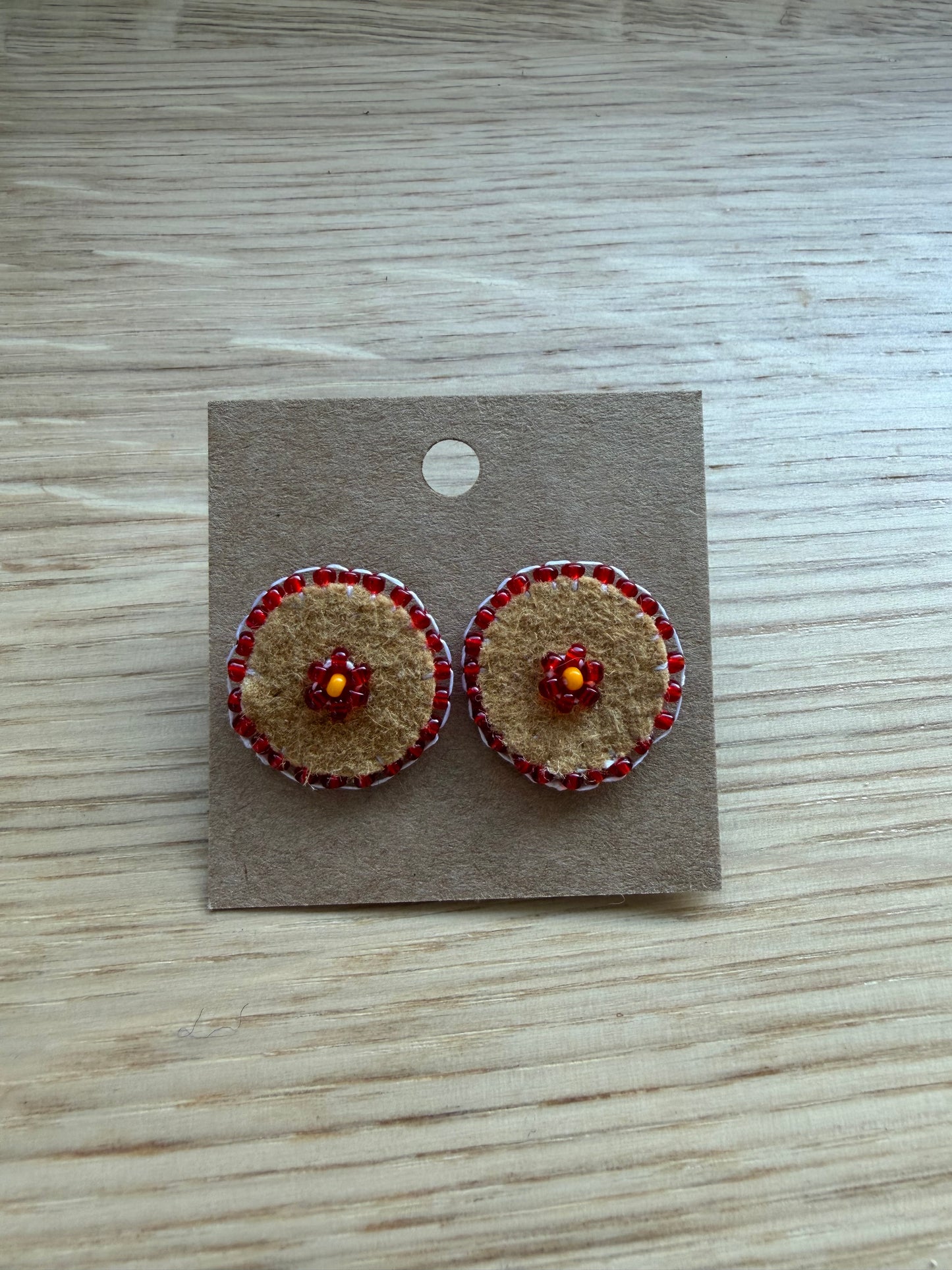 Red flower moose hide stud