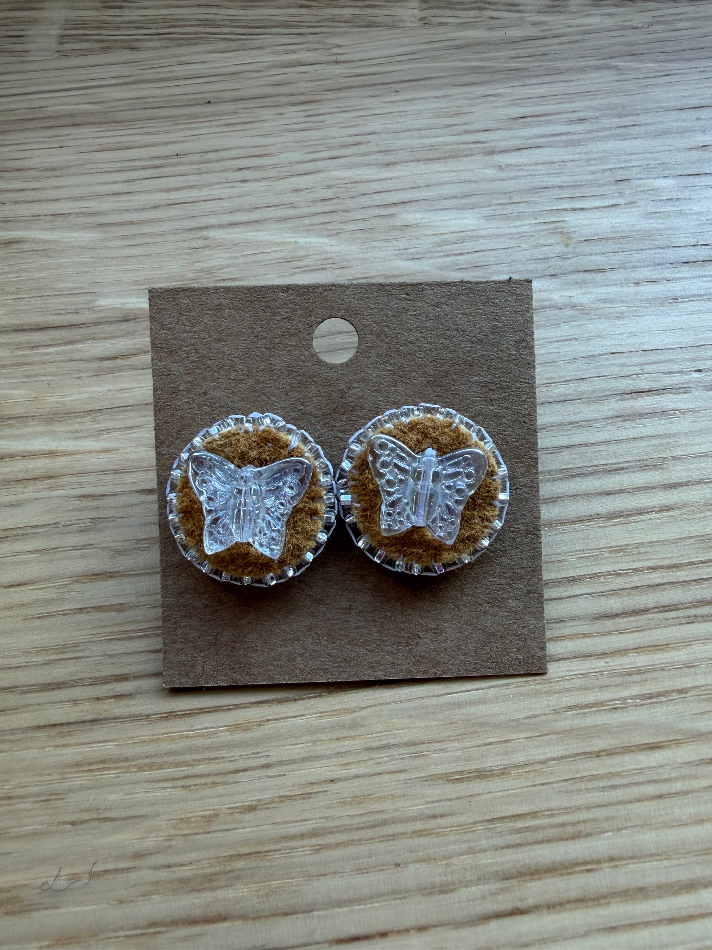 Butterfly moose hide studs