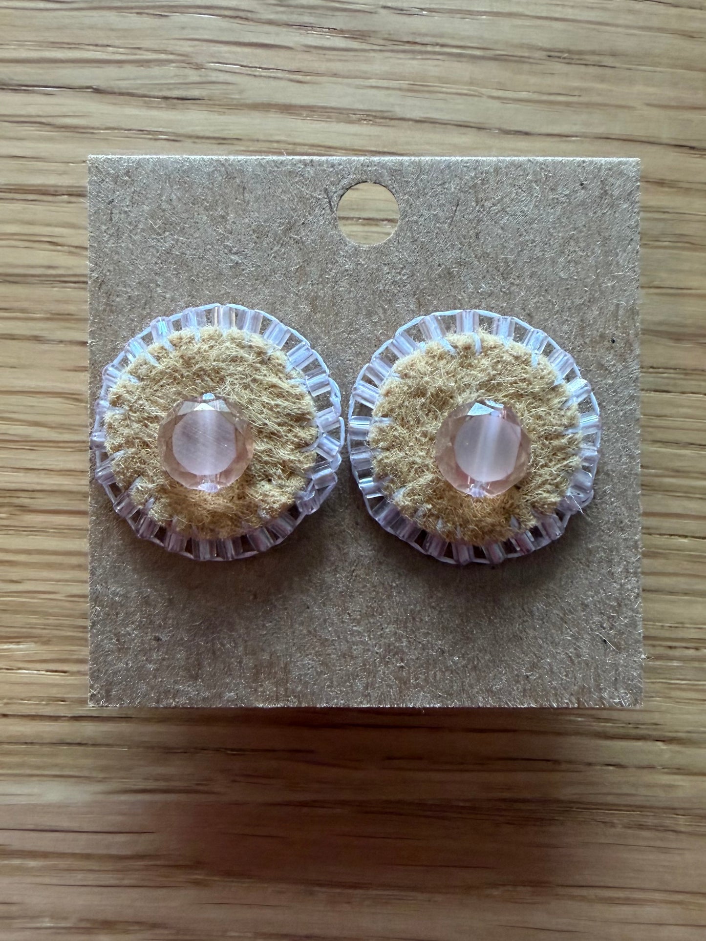 Small Moose Hide Stud- light pink
