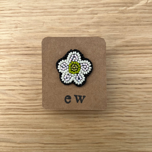 Flower pin 2