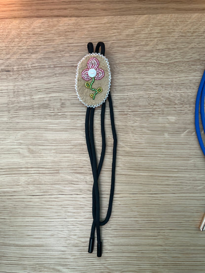 Kokom Flower Bolo